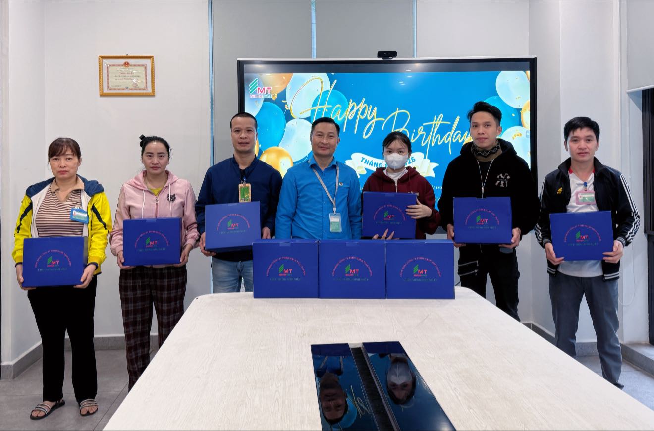 Công đoàn công ty tổ chức sinh nhật cho đoàn viên, người lao động